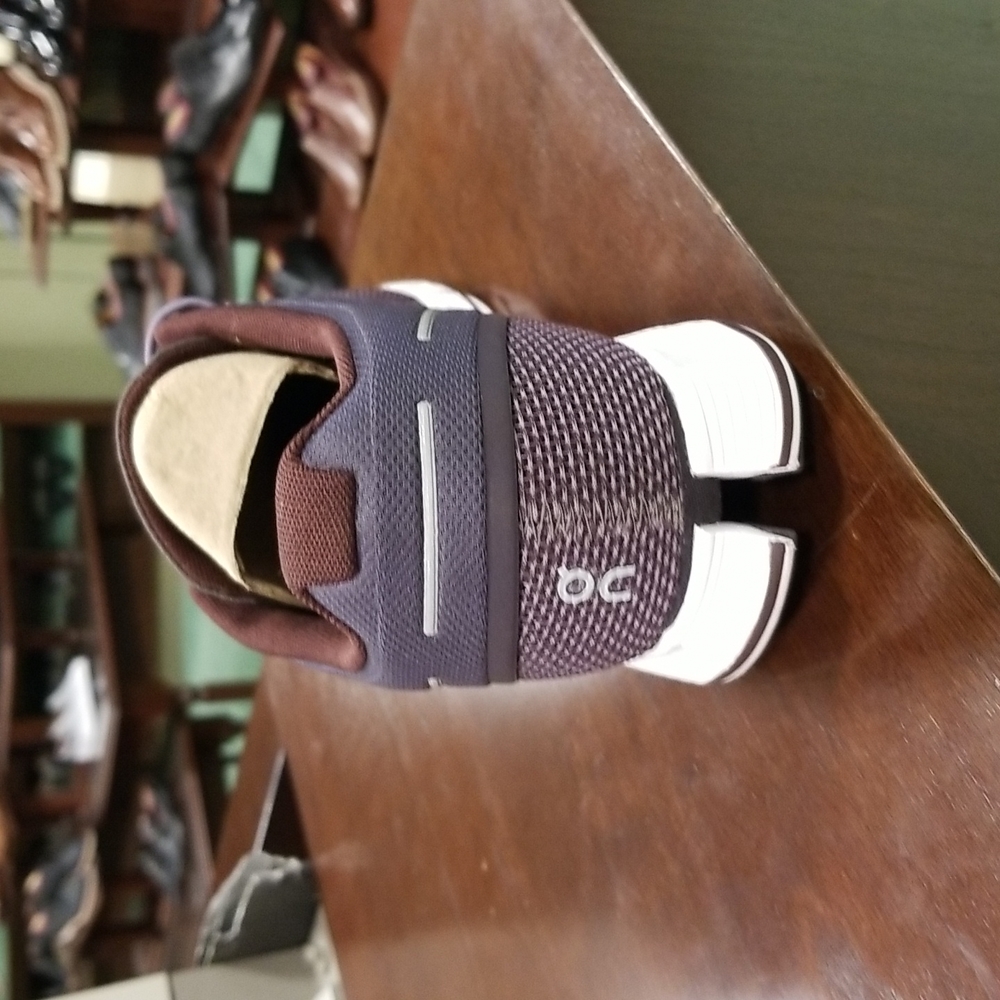 🆕️On cloud running shoes NWB - Picture 4 of 12